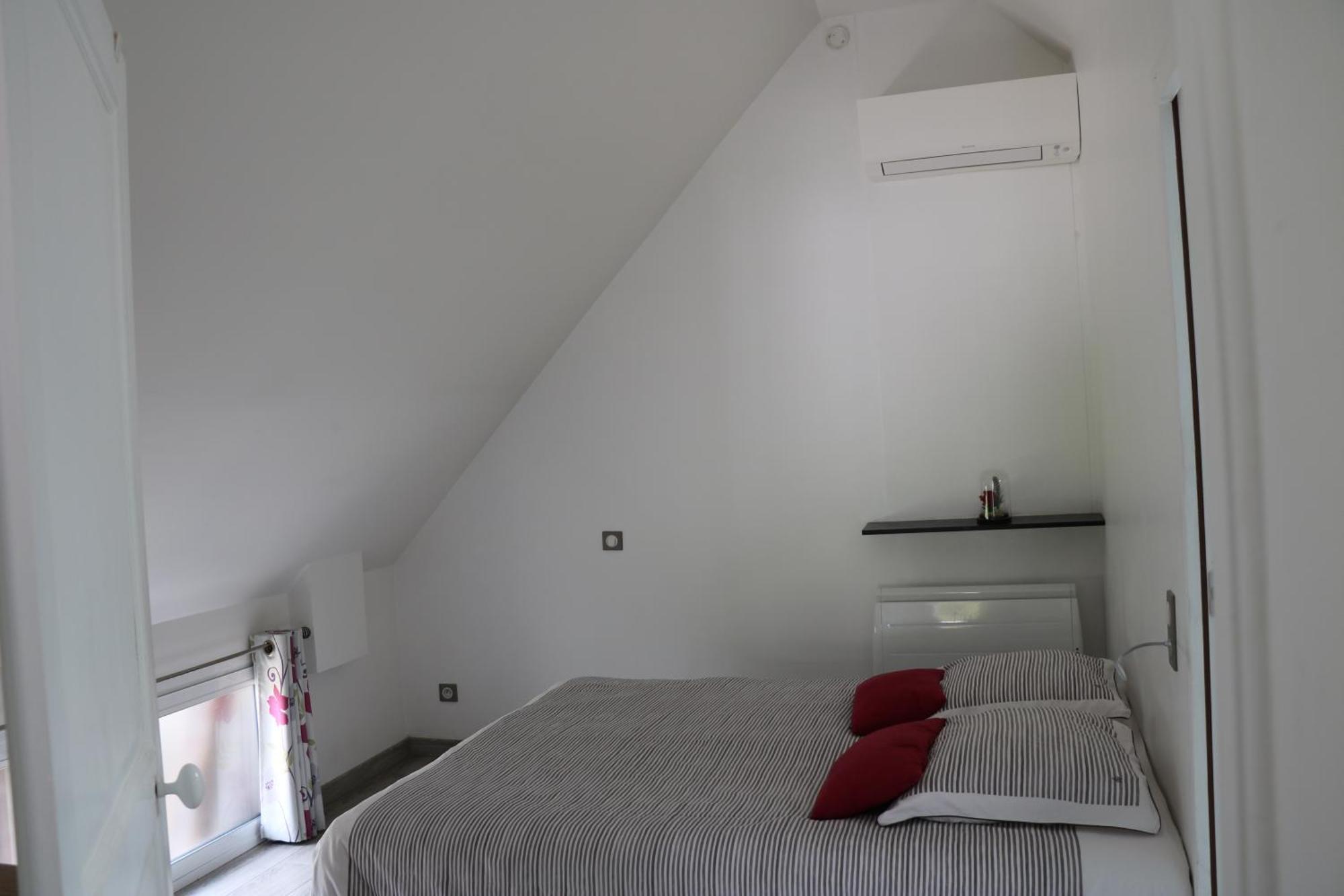 Le Cosy De Roseline Apartamento Sézanne Exterior foto
